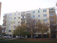 panelház - Csörlő utca 1
