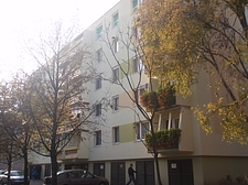 panelház - Csörlő utca 1