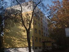 panelház - Kereszttöltés utca 22